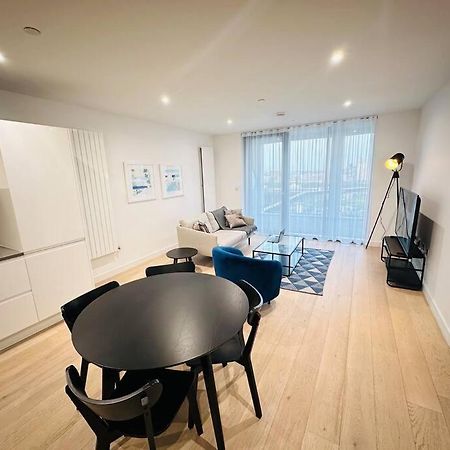 Spacious Modern 1 Bed Apartment. Londra Dış mekan fotoğraf